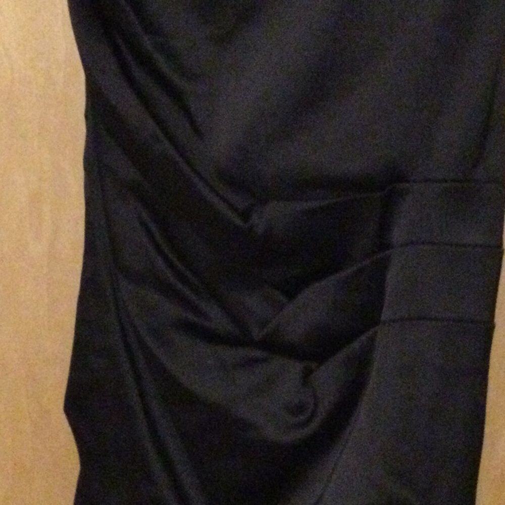 Betsy & Adam fitted satin dress - Picture 6 of 11